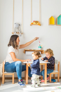 Imagen de SILLA MADERA MACIZA LAQUEADA