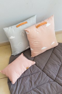 ALMOHADONES TUSOR CON MANIJA - PECAZ