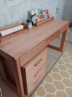 Imagen de ESCRITORIO DANTE