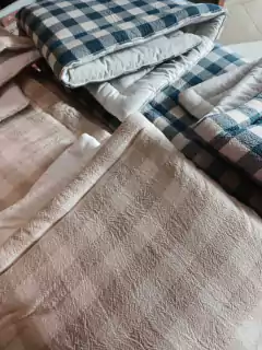 Imagen de ACOLCHADO PETRA CUADRILLE