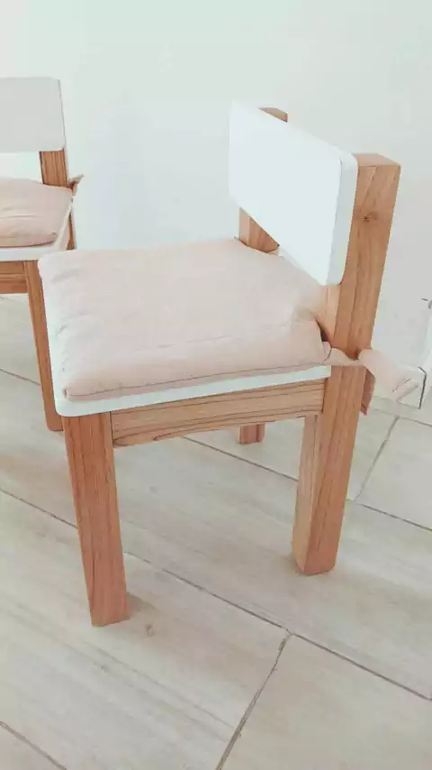 ALMOHADONES PARA SILLAS (EL PAR)