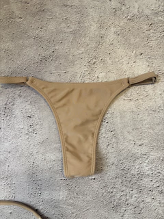 Bombacha cola less zira beige - comprar online