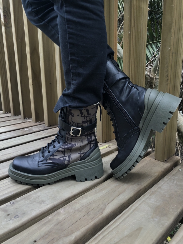 Borcego Barcelona Negro Y Verde Army thumbnail 2