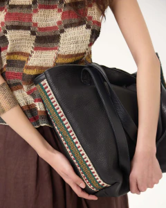 CARTERA TRAVESÍA| CUERO Y CHAGUAR TELAR - MATRIARCA ARTE NATIVO