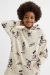 Conjunto de Buzo Mickey y pantalón negro HyM en internet