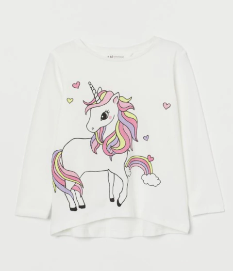 Camiseta mangas largas unicornio y corazoncitos (HyM)