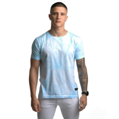 Remera batik celeste