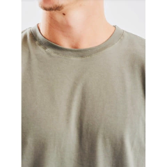 Remera regular oliva - import nl