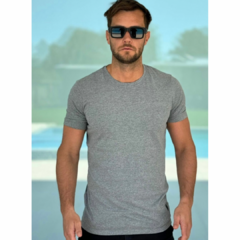 Remera regular grey - comprar online