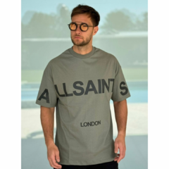 Remera london over - comprar online