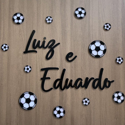 Kit de parede com nome e bolas de futebol - comprar online