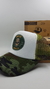 Gorra De Autor The Cap SKULLS LINE "Lover Skulls" Trucker Sublimado Blanco y Verde Camuflado