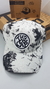 Gorra De Autor The Cap TRADE LINE Batik (Blanco - Negro) Fantasy Parche Hilo Negro - Gabardina - comprar online