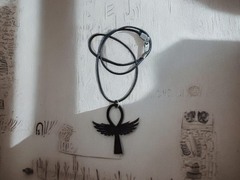 Colar Ankh Asas Acrílico Proteção E Estilo Unicos - comprar online
