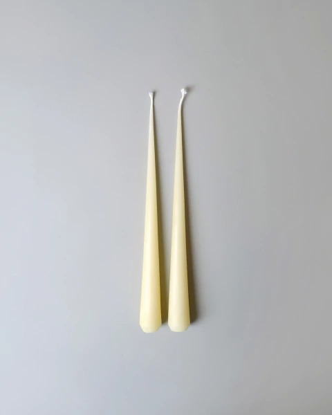 Velas para candelabro Cónicas - Blanco Marfil I Pura Cera de Abejas para Candelabro (caja de 2 unidades)