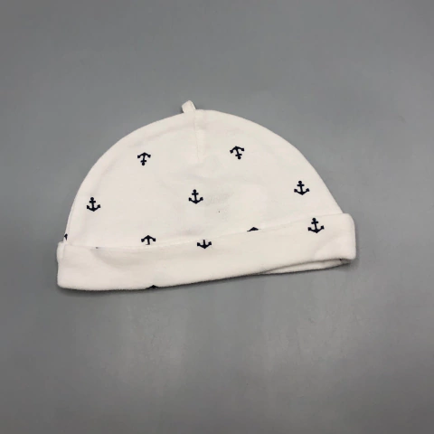 Gorro Carters - Talle 6-9 meses - SEGUNDA SELECCIÓN