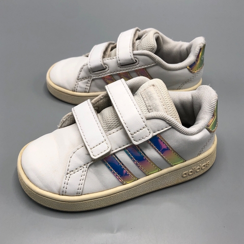 Zapatillas Adidas - Talle 23.5 - SEGUNDA SELECCIÓN