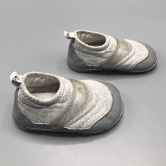 Zapatillas Mimo - Talle 18 - SEGUNDA SELECCIÓN en internet