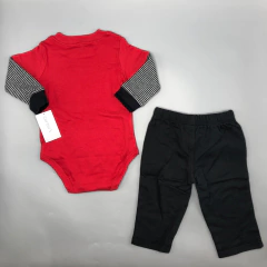 Conjunto Remera/body + Pantalón Carters - Talle 6-9 meses - Baby Back Sale SAS