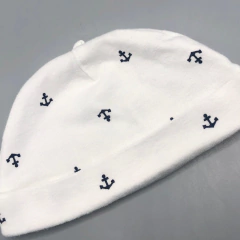 Gorro Carters - Talle 3-6 meses - comprar online