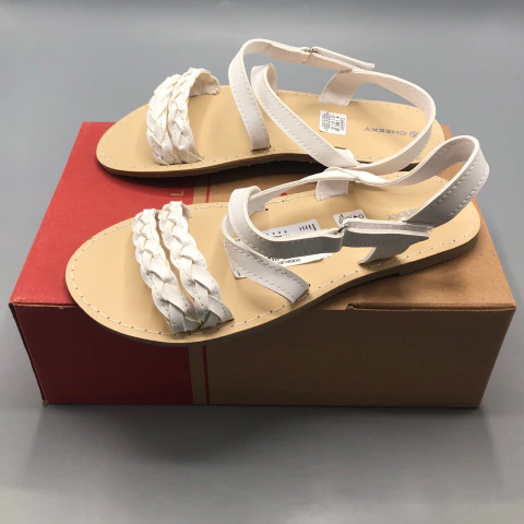 Sandalias Cheeky - Talle 36