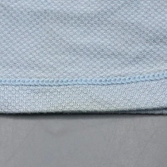 Remera Uniqlo - Talle 12-18 meses - SEGUNDA SELECCIÓN - tienda online