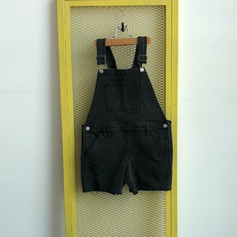Jumper short Epic Threads - Talle 12 años - SEGUNDA SELECCIÓN