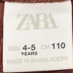 Remera Zara - Talle 4 años - SEGUNDA SELECCIÓN - tienda online