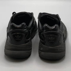 Zapatillas Adidas - Talle 36.5 - SEGUNDA SELECCIÓN - Baby Back Sale SAS