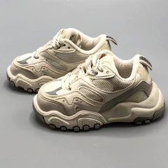 Zapatillas Zara - Talle 22 - SEGUNDA SELECCIÓN - comprar online