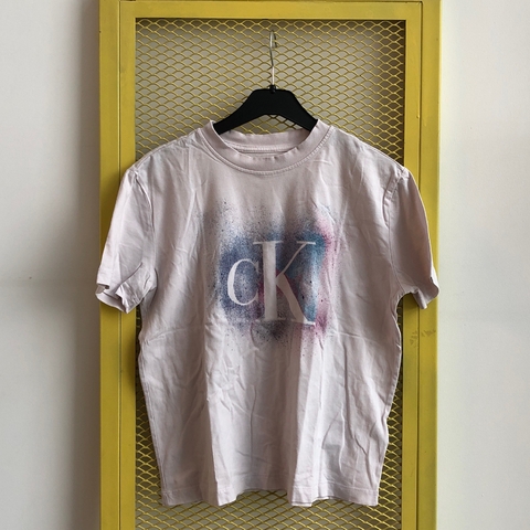 Remera Calvin Klein - Talle 16 años - SEGUNDA SELECCIÓN