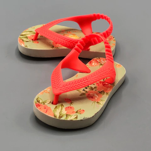 Ojotas Little Akiabara - Talle 22 - SEGUNDA SELECCIÓN