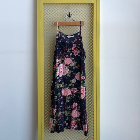 Vestido Nucleo - Talle 16 años