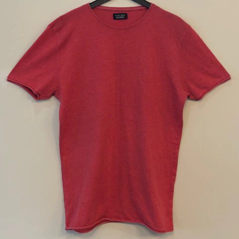 Remera Zara - Talle M - SEGUNDA SELECCIÓN