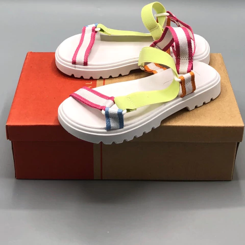Sandalias Cheeky - Talle 32