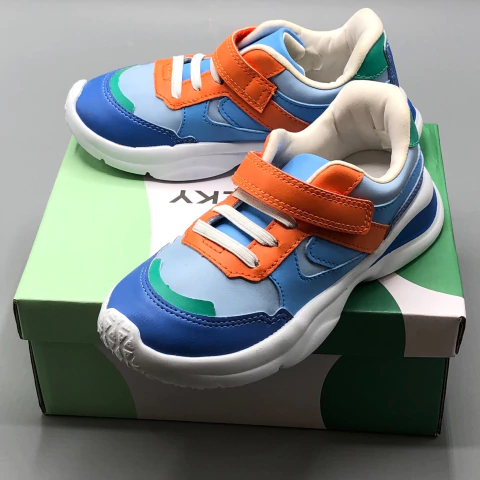 Zapatillas Cheeky - Talle 31 - SEGUNDA SELECCIÓN