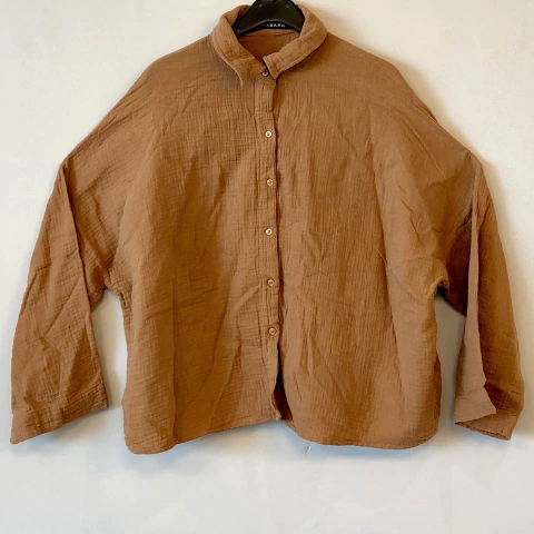 Camisa Akiabara - Talle M - SEGUNDA SELECCIÓN