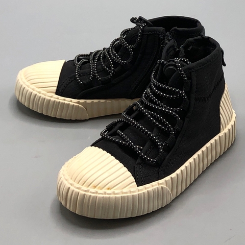 Zapatillas Zara Talle 25 AR - Talle 25 - SEGUNDA SELECCIÓN