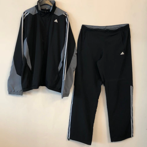 Conjunto Abrigo+ Pantalón Adidas - Talle L - SEGUNDA SELECCIÓN