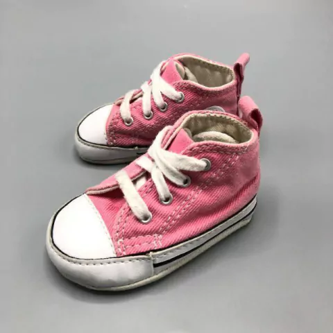 Zapatillas Converse - Talle 17 - SEGUNDA SELECCIÓN