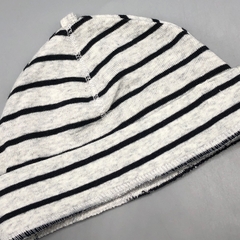 Gorro H&M - Talle 0-3 meses - comprar online