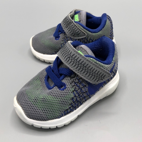 Zapatillas Nike - Talle 17 - SEGUNDA SELECCIÓN