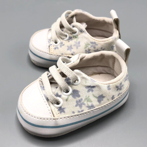 Zapatillas Cheeky - Talle 16 - SEGUNDA SELECCIÓN