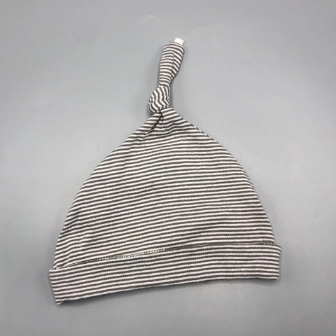 Gorro Carters - Talle 6-9 meses - SEGUNDA SELECCIÓN