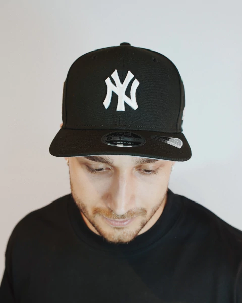 Bone New Era 940 NEYYAN BLK - comprar online
