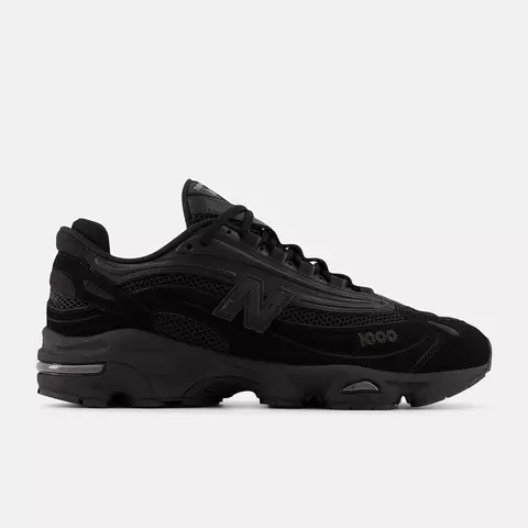 New balance 1000 Triple Black