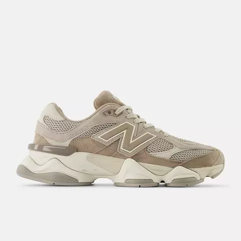New balance 9060 Mushroom - comprar online