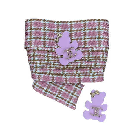 Kit Fita Xadrez Importado (38mm) Cor Rosa e Aplique Ursinho Chanel - 1 Unidade