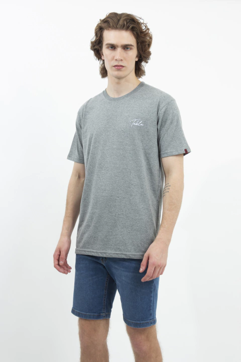 REMERA BASICA BORDADA