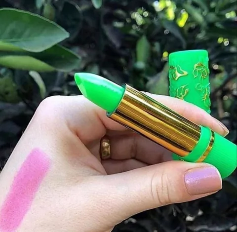 Batom Verde Retrô BellaFemme